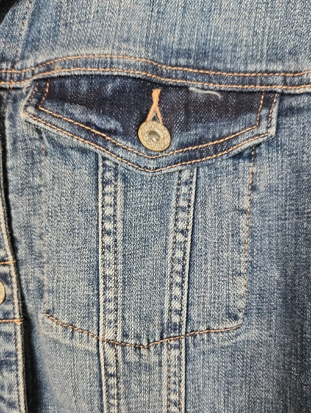 Sundance Floral Embroidered Blue Denim Jacket Size XL